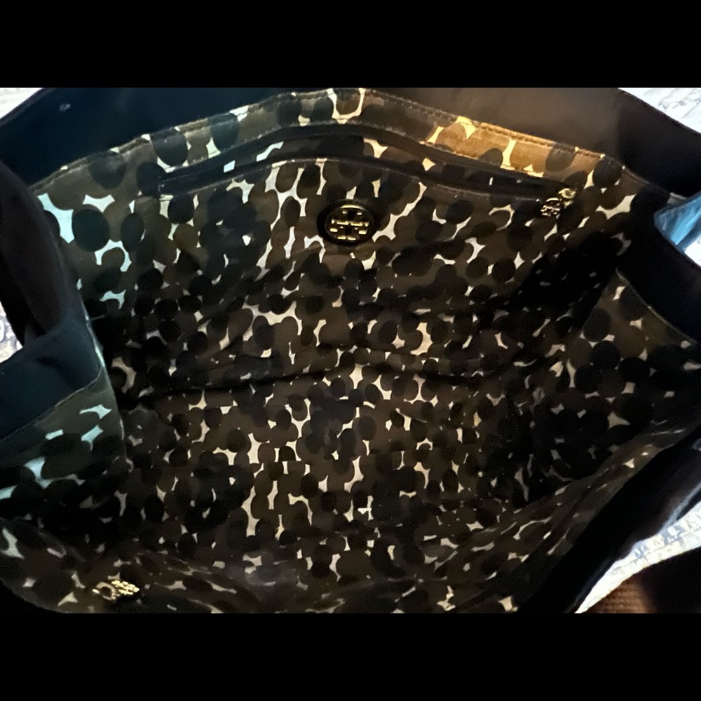 Large Black Tory Burch Tote - Picture 3 of 6